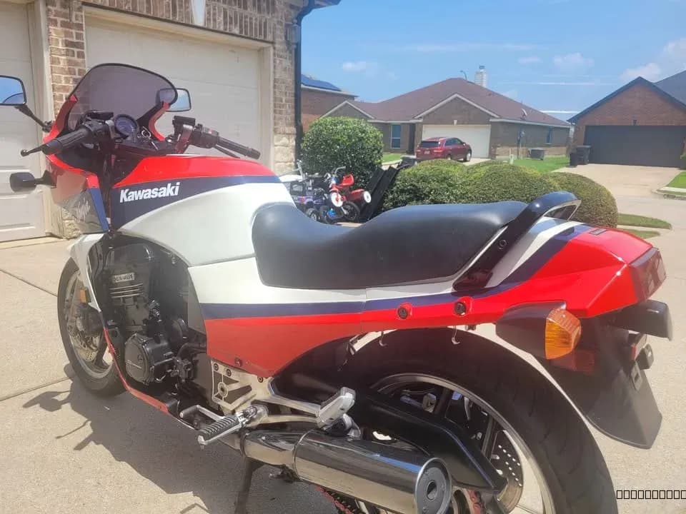 1986 Kawasaki ninja 900r - Image 3