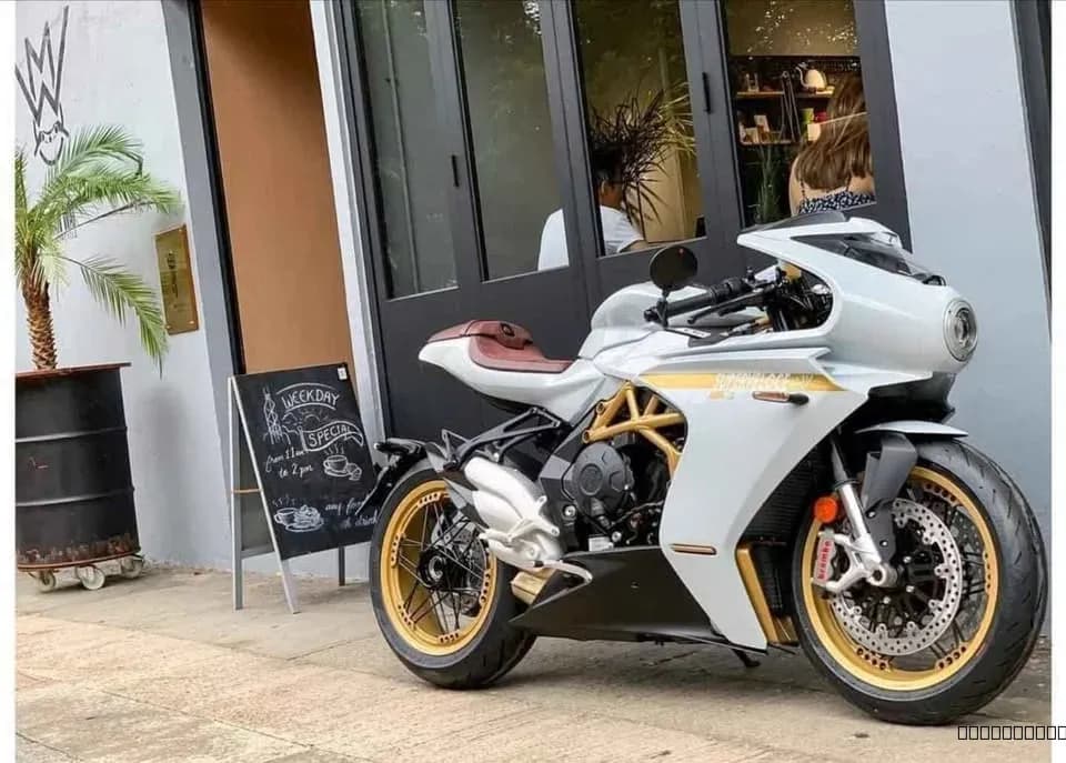2024 MV Agusta superveloce S