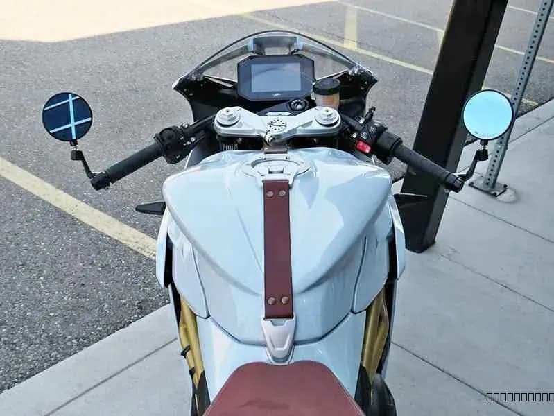 2024 MV Agusta superveloce S - Image 5