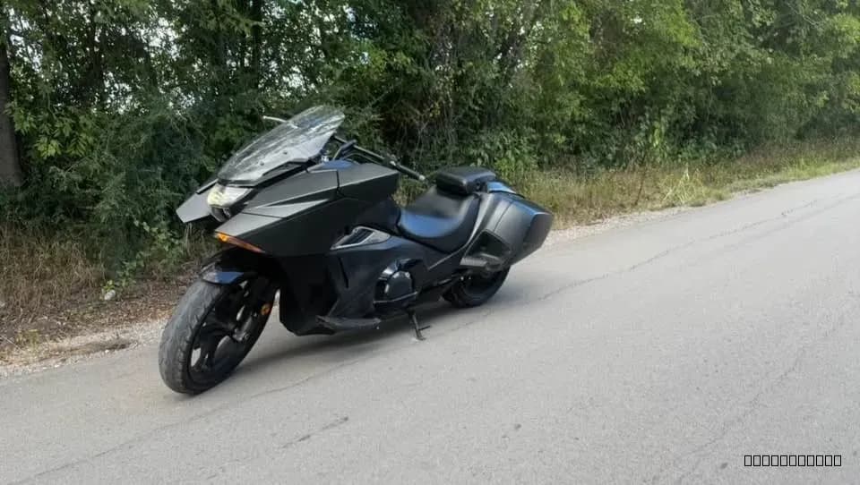 2015 Honda NM4 - Image 2